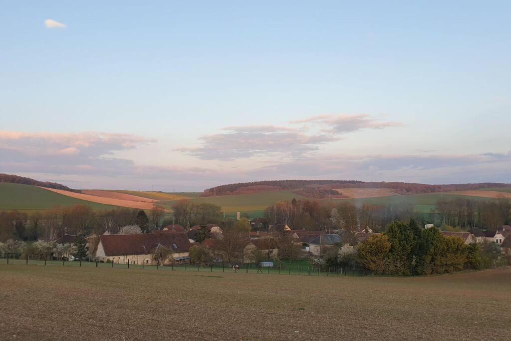 הוילה Estissac Le Bellevue A 1 H 30 De Paris Et 20 Km De Troyes מראה חיצוני תמונה
